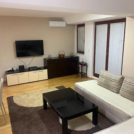 Dona Apartments Skopie Exterior foto