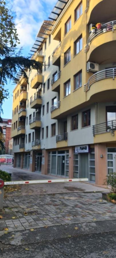 Dona Apartments Skopie Exterior foto